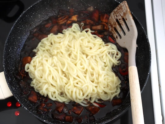 chaengban jjajangmyeon 9